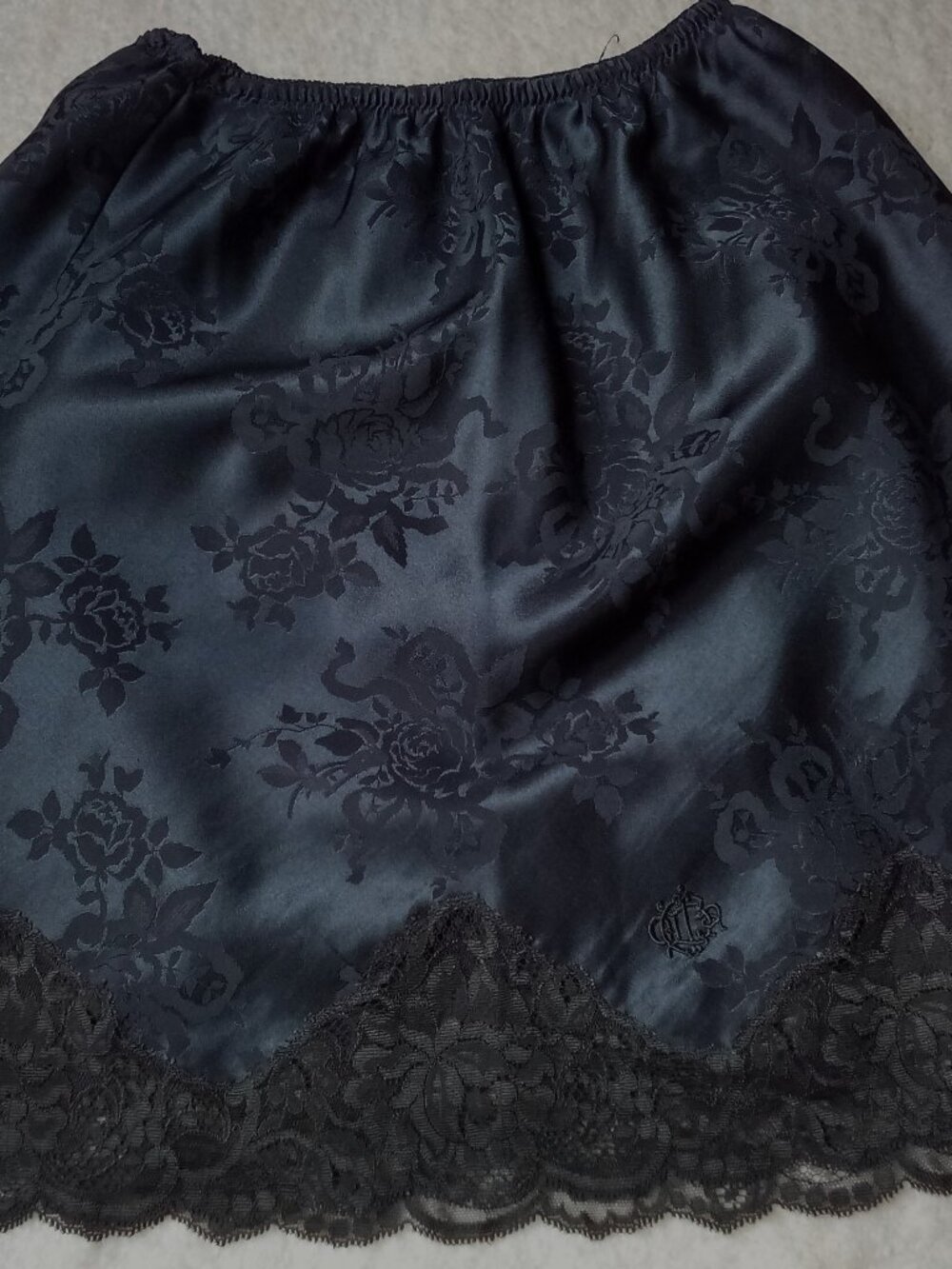 Black half slip